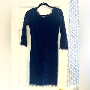 Diane Von Furstenberg Navy Zarita Dress size 4